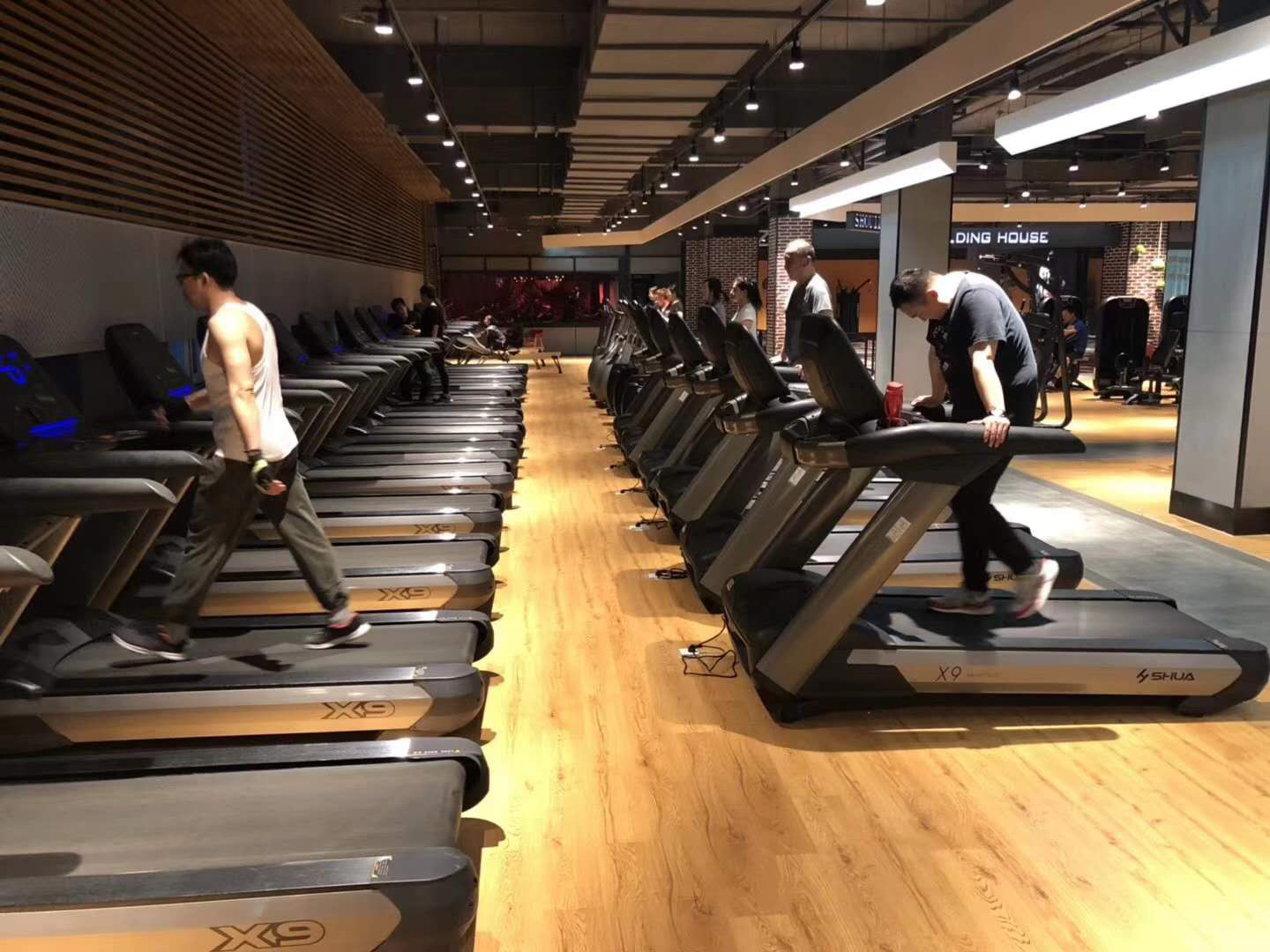 球王会智能健身器材